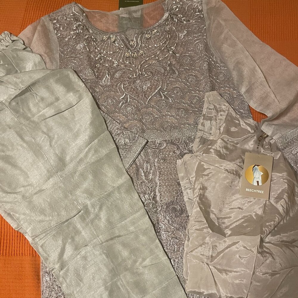 NWT 3 Piece Beechtree Silver Embroidered Outfit Size 8